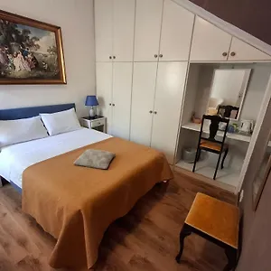  Bed & Breakfast Rotas B