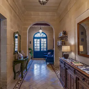 The Stonehouse San Julián